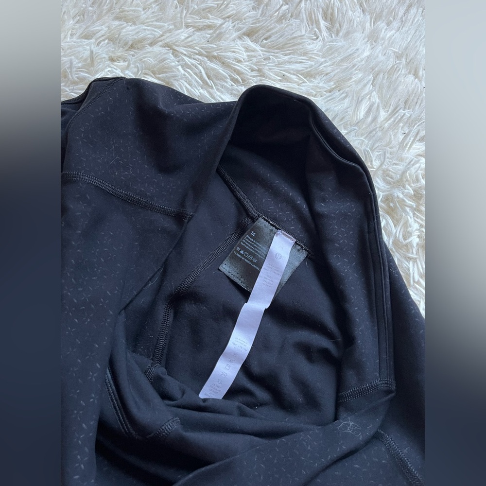 Lululemon Align High-Rise Pant with Pockets Gradiate Geo Emboss Black - Picture 9 of 10